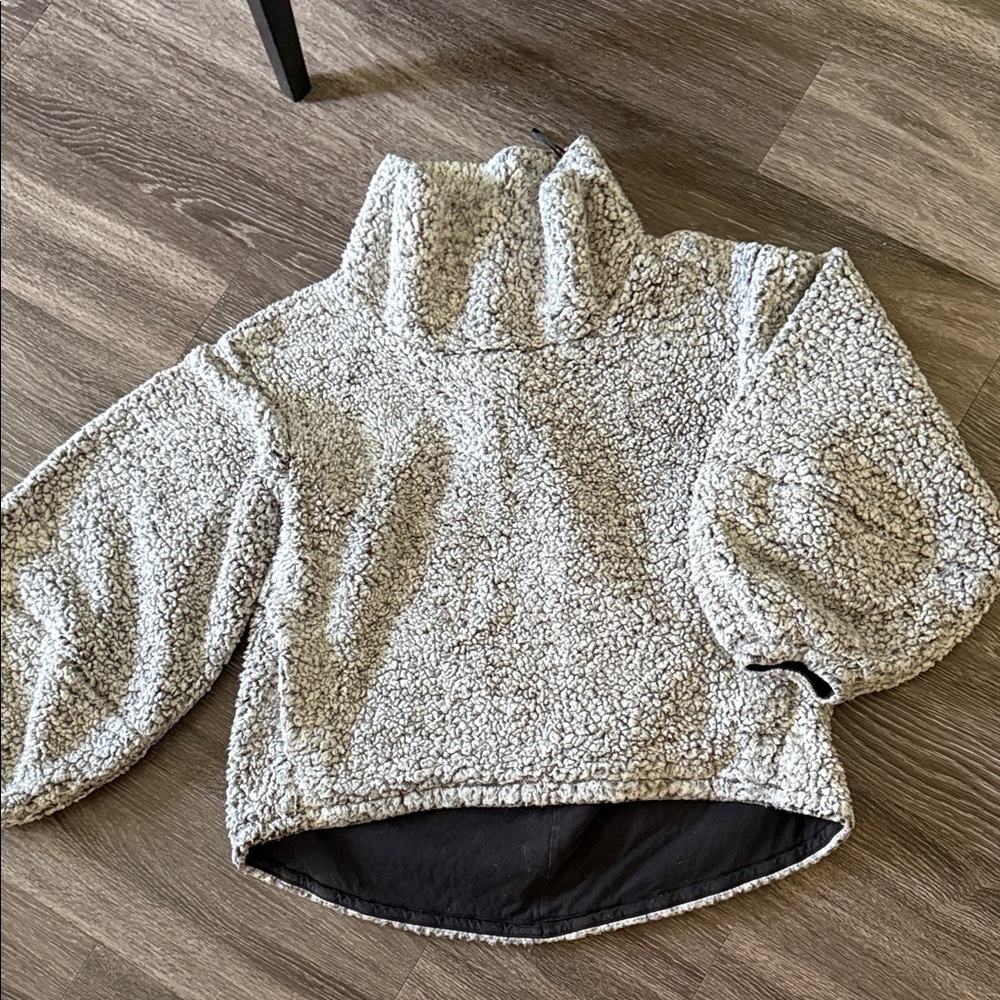 LULULEMON Sherpa Pullover Sweater